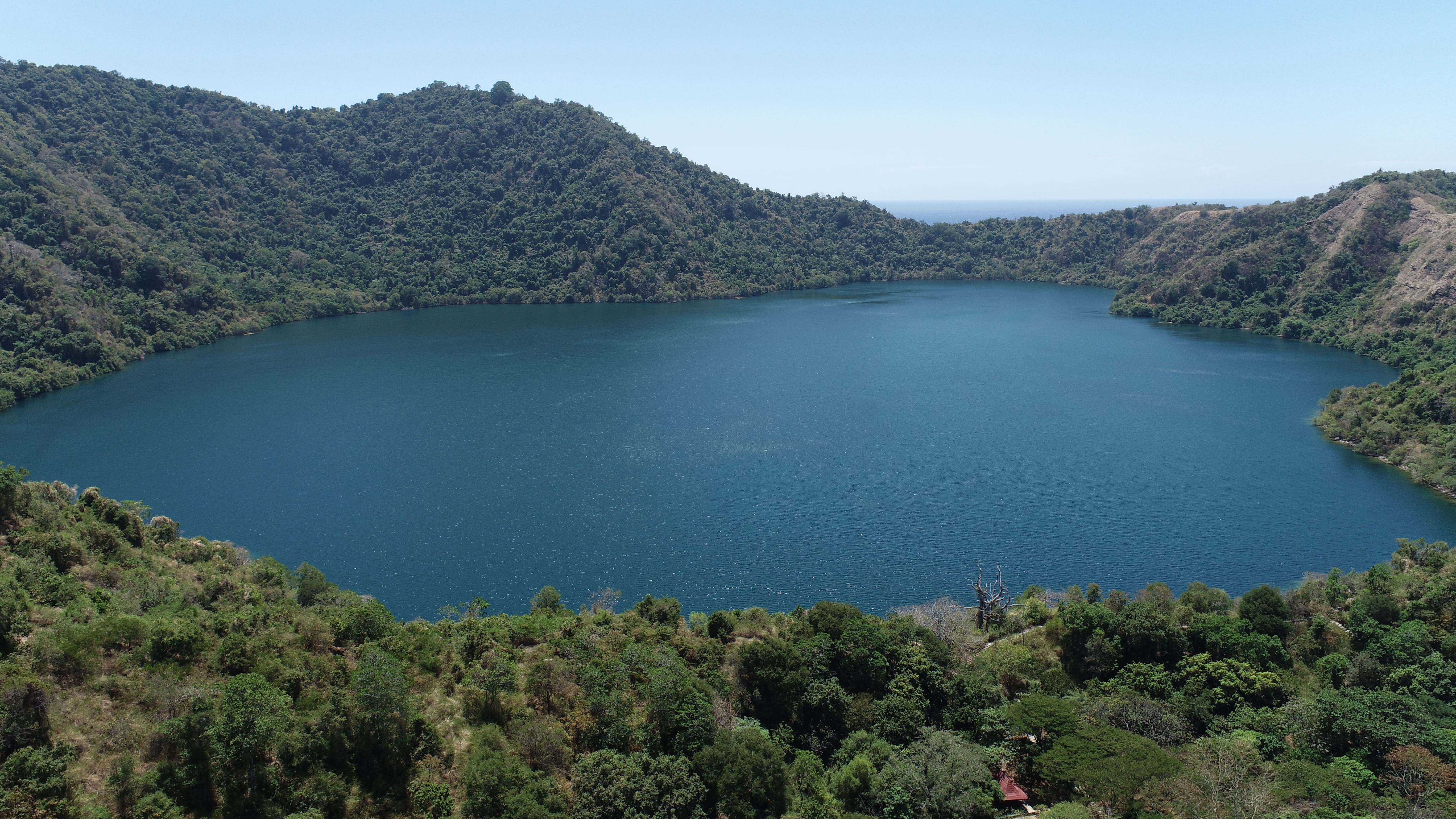 Keajaiban Geologi Danau Satonda – Sumbawa, Nusa Tenggara Barat