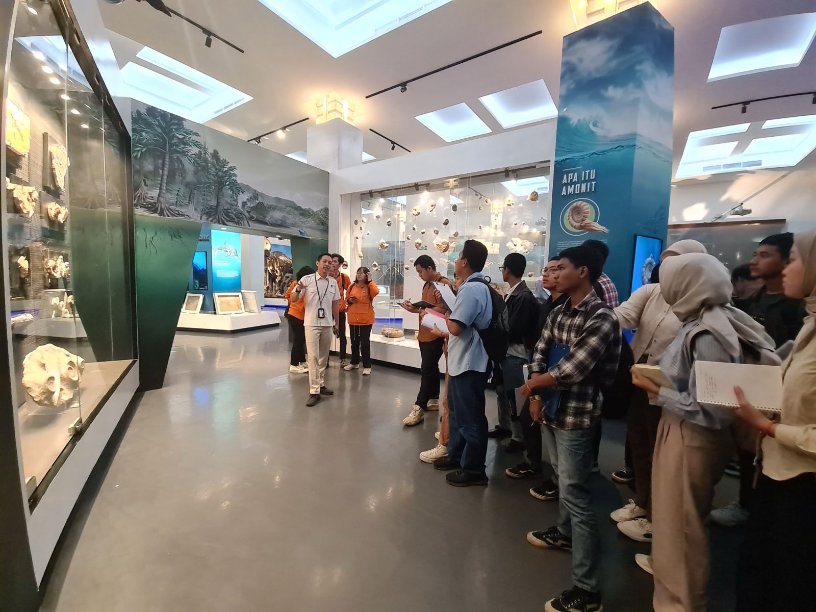 Pemahaman Koleksi Museum Geologi Untuk Insight Pembelajaran Mahasiswa Geologi Universitas Pakuan Bogor