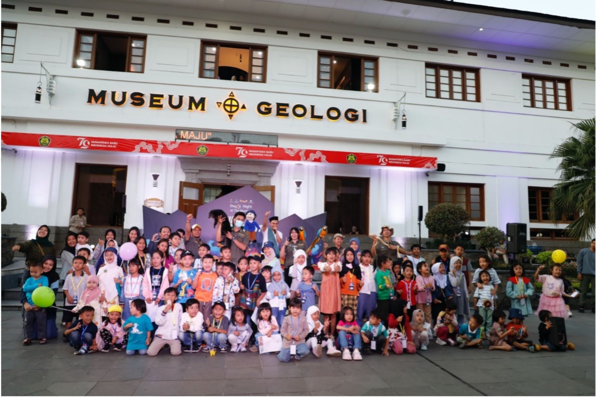 Belajar dan Bermain: Mengenal Satwa Dulu dan Sekarang