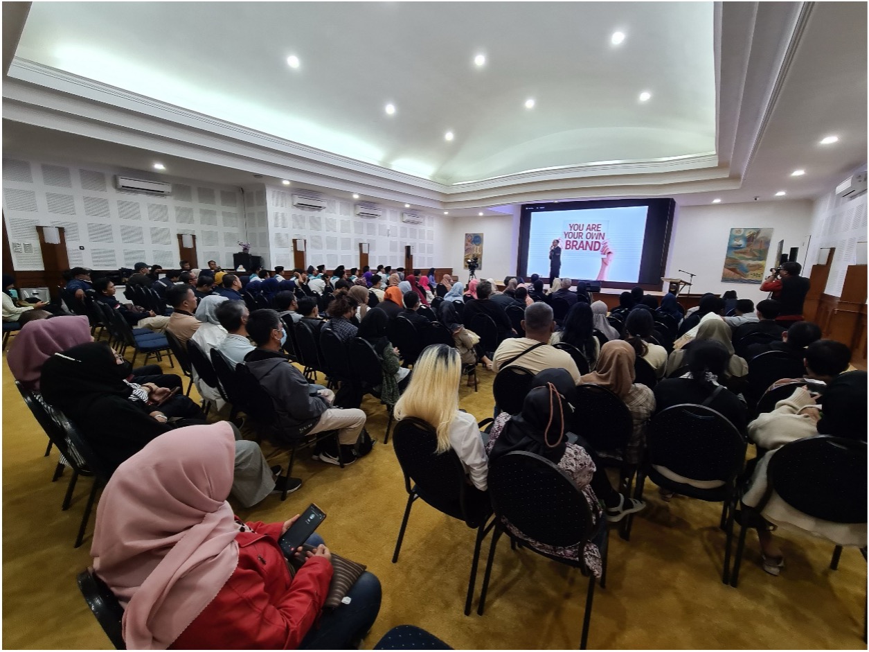 Ngabuburit Bersama Museum Geologi Personal Branding di Tengah Dinamika Bumi
