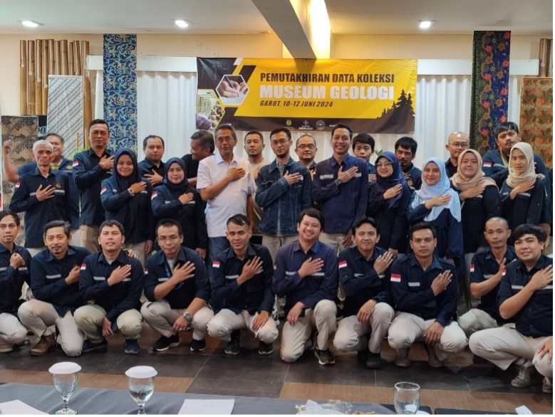Pemutakhiran Data Koleksi Museum Geologi