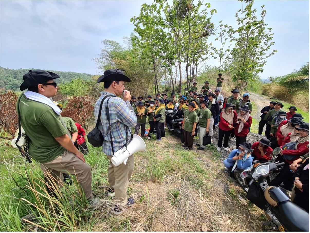 Pengenalan Geologi Dasar dan Pemanduan di Jembarwangi Kabupaten Sumedang