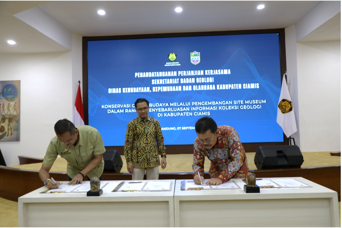 Penandatanganan Perjanjian Kerja Sama Site Museum Ciamis