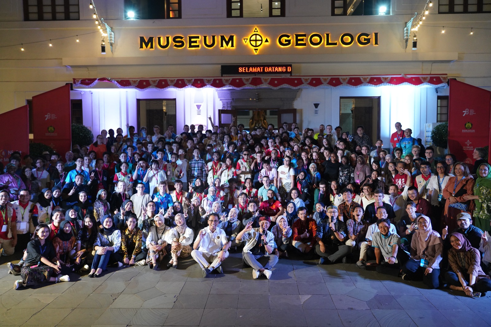 Night at The Museum for 19th International Geography Olympiad Participants